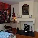 Apartment Place Of The Goddess