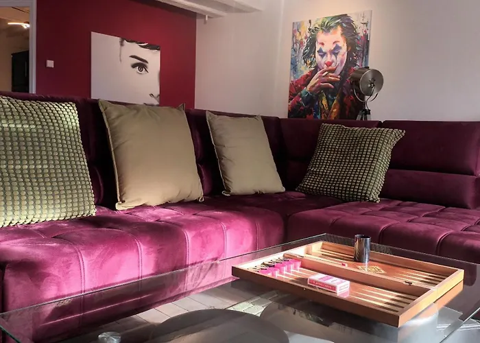 Place Of The Goddess Apartment